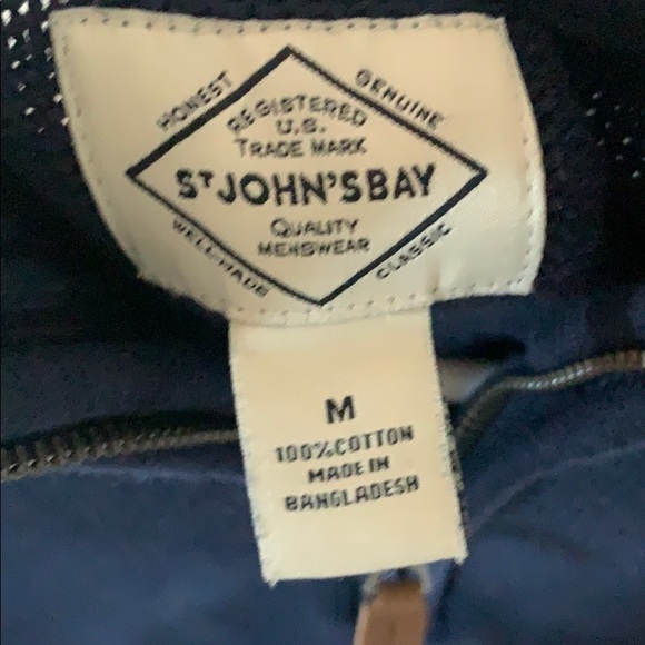 sweater - Picture 2 of 3